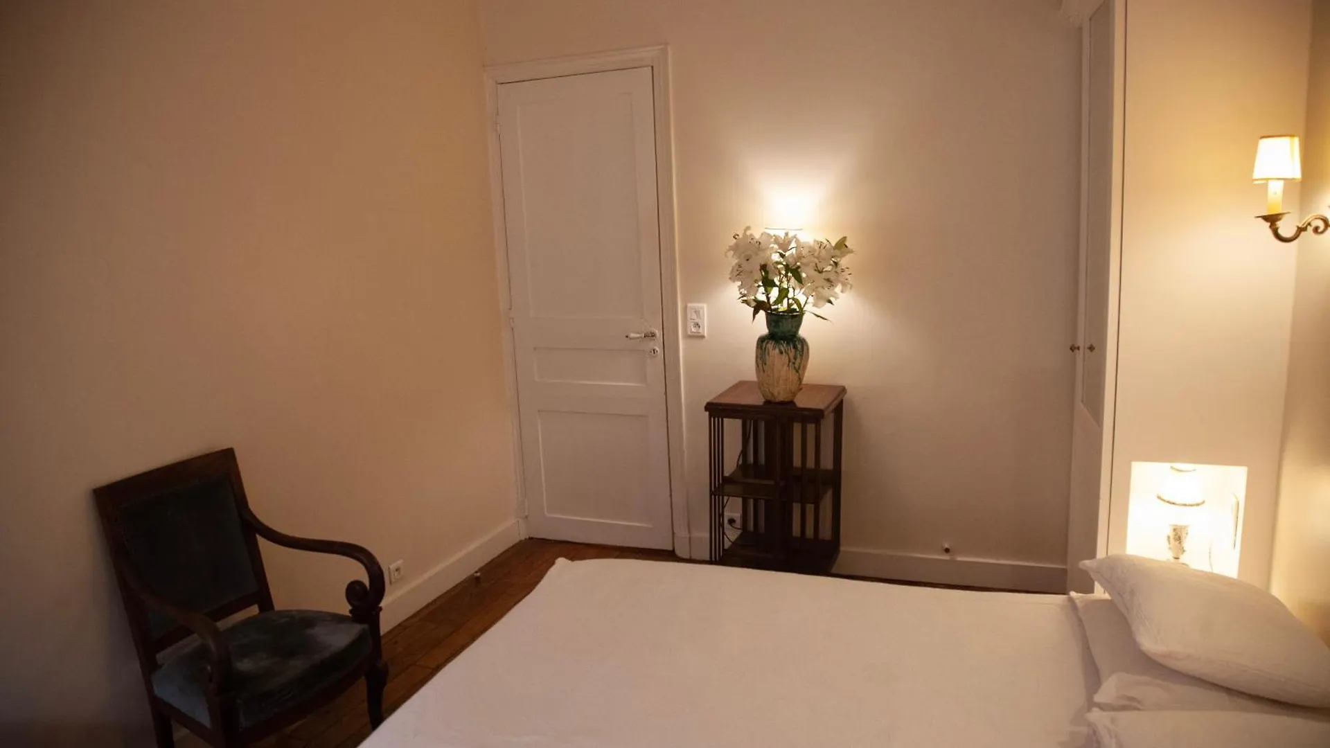Quarto em Acomodações Particulares Arc De Triomphe Chic *